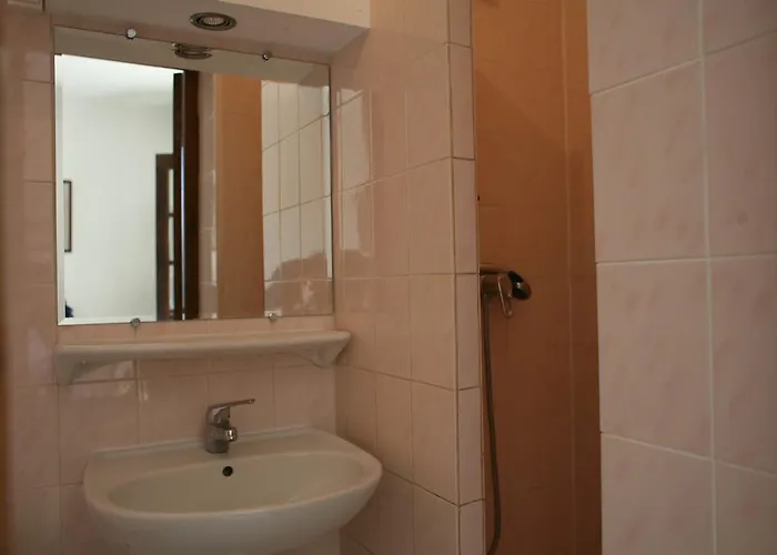 Les Mandariniers Lejlighedshotel Hyères