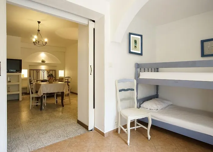 Les Mandariniers Lejlighedshotel 4*