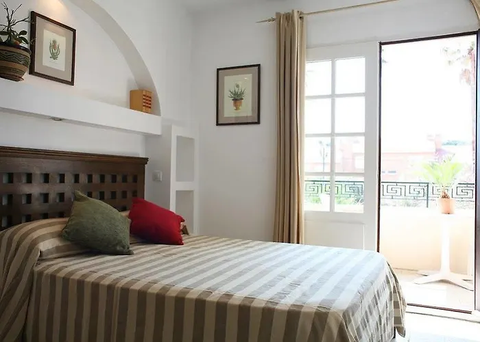 Lejlighedshotel Les Mandariniers 4*