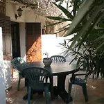 Les Mandariniers מלון דירות