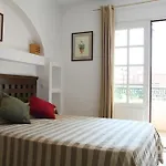 Aparthotel Résidence Les Mandariniers 4*