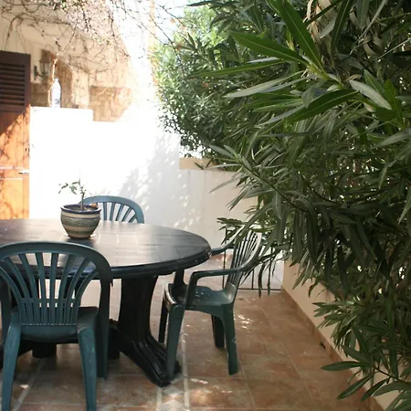 Les Mandariniers Aparthotel