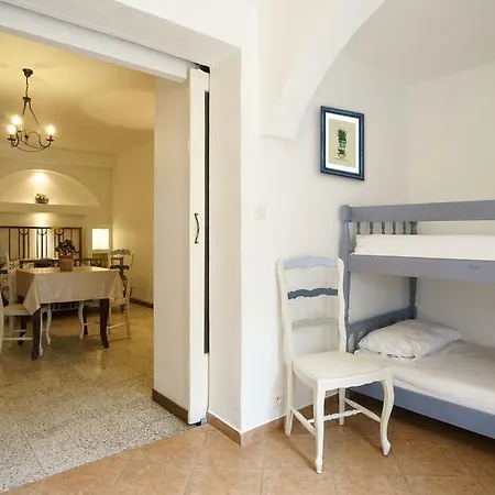 Les Mandariniers Aparthotel 3*